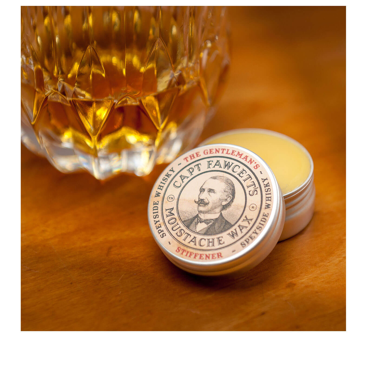 Captain Fawcett The Gentleman's Stiffener Speyside Whisky cera per baffi