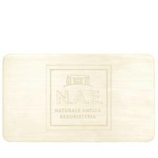 Moisturising solid shower care bar