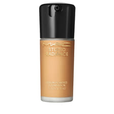 Studio Radiance Serum-Powered Foundation