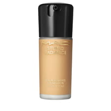 Studio Radiance Serum-Powered Foundation