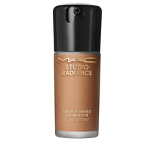 Studio Radiance Serum-Powered Foundation