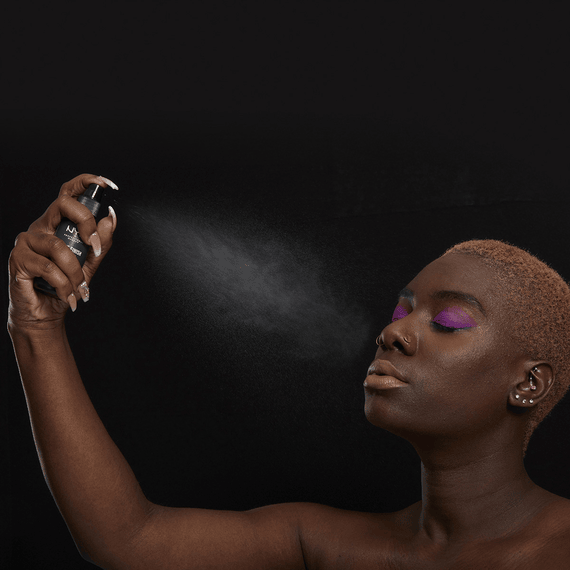 Make Up Setting Spray - Matte Finish/Long Lasting