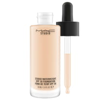 M·A·C - Studio Waterweight SPF 30 Foundation - NC 15  - 30 ml