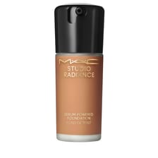 Studio Radiance Serum-Powered Foundation