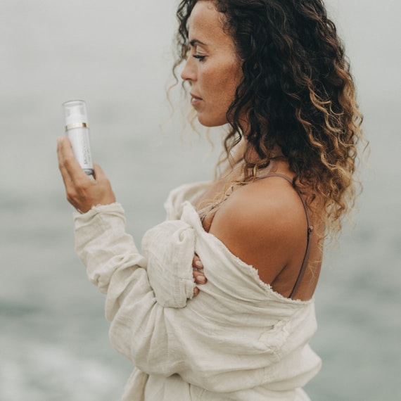 Natural Skin Lifting Serum