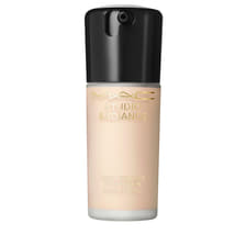 Studio Radiance Serum-Powered Foundation - NW11