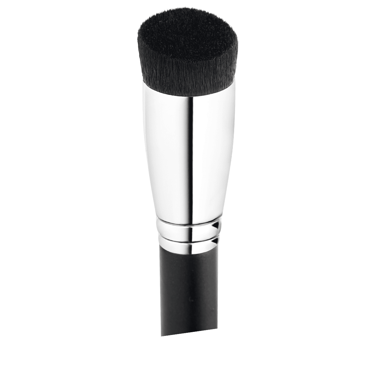 M.A.C 196 Slanted Flat Top Foundation Brush •
