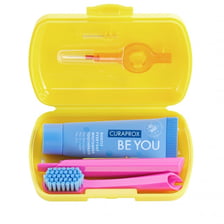 Travel Set giallo