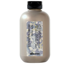 This Is A Curl Gel Oil