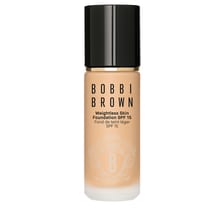 Weightless Skin Foundation SPF 15 - Natural