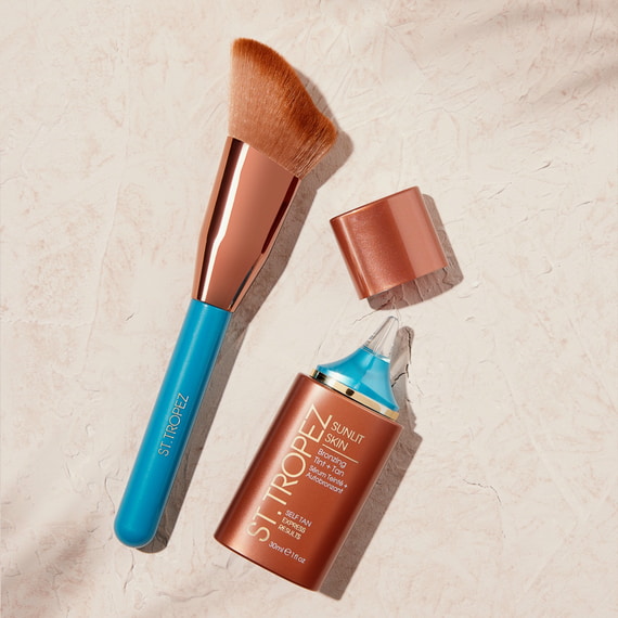 Tantour & Applicator Brush