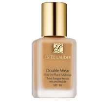 Stay In Place Makeup SPF 10