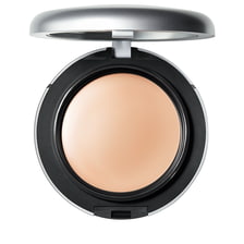 Studio Fix Tech Cream-to-powder Foundation - NC10