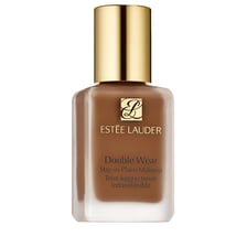 Stay In Place Makeup SPF 10
