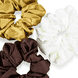 Scrunchies in raso nei colori bianco sporco, cammello e marrone scuro, confezione tripla