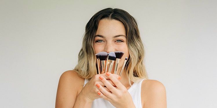 Makeup und Nails Produkte entdecken